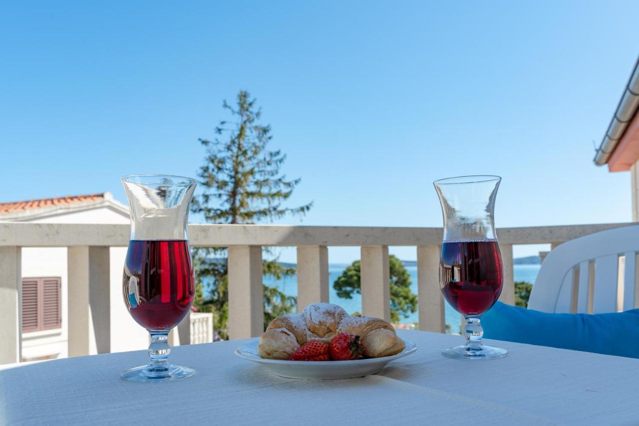 Riva With Swimming Pool Hotel 4*